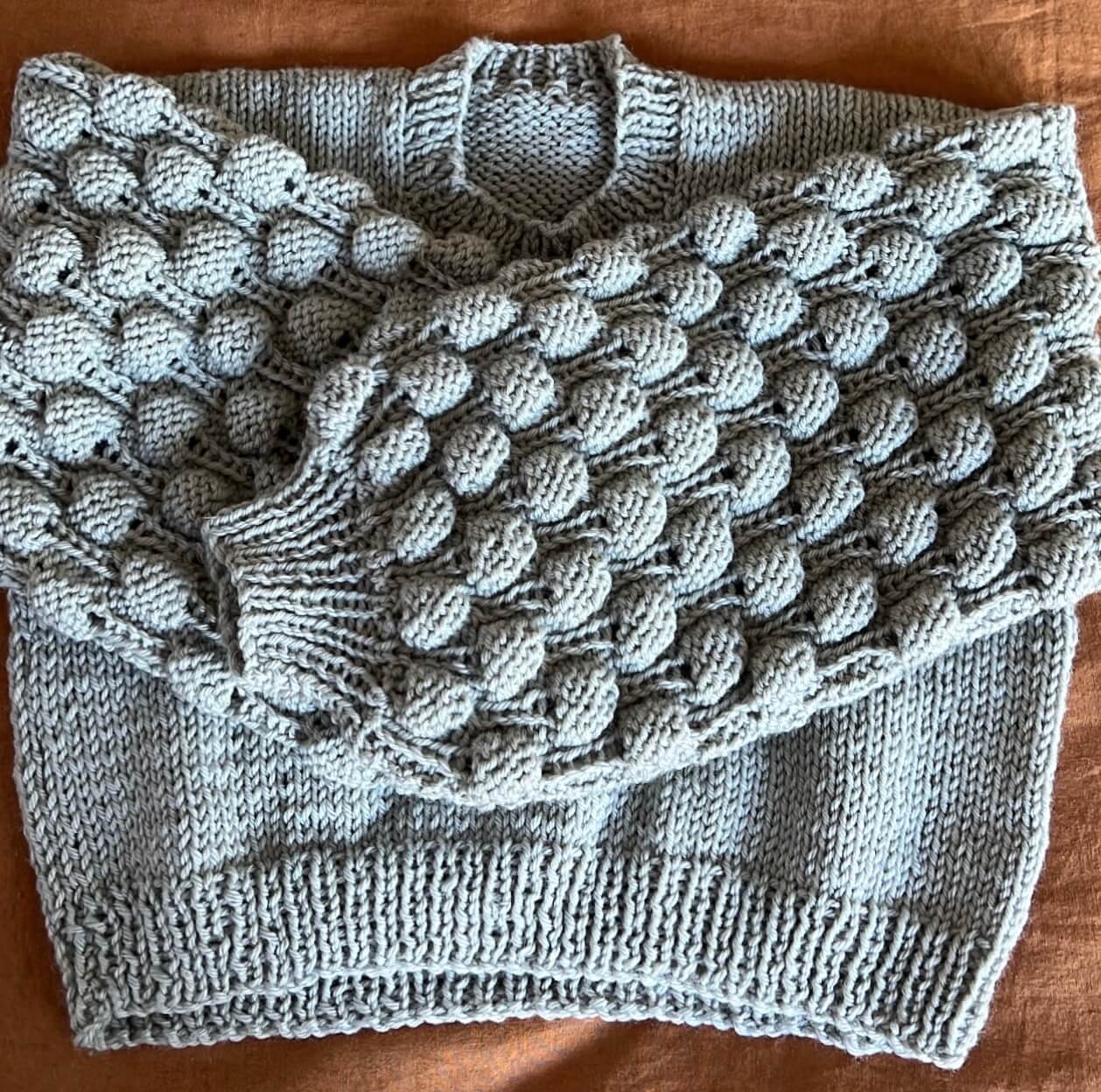 TINY HEARTS // Bobble Sleeve Crew // Grey Wool