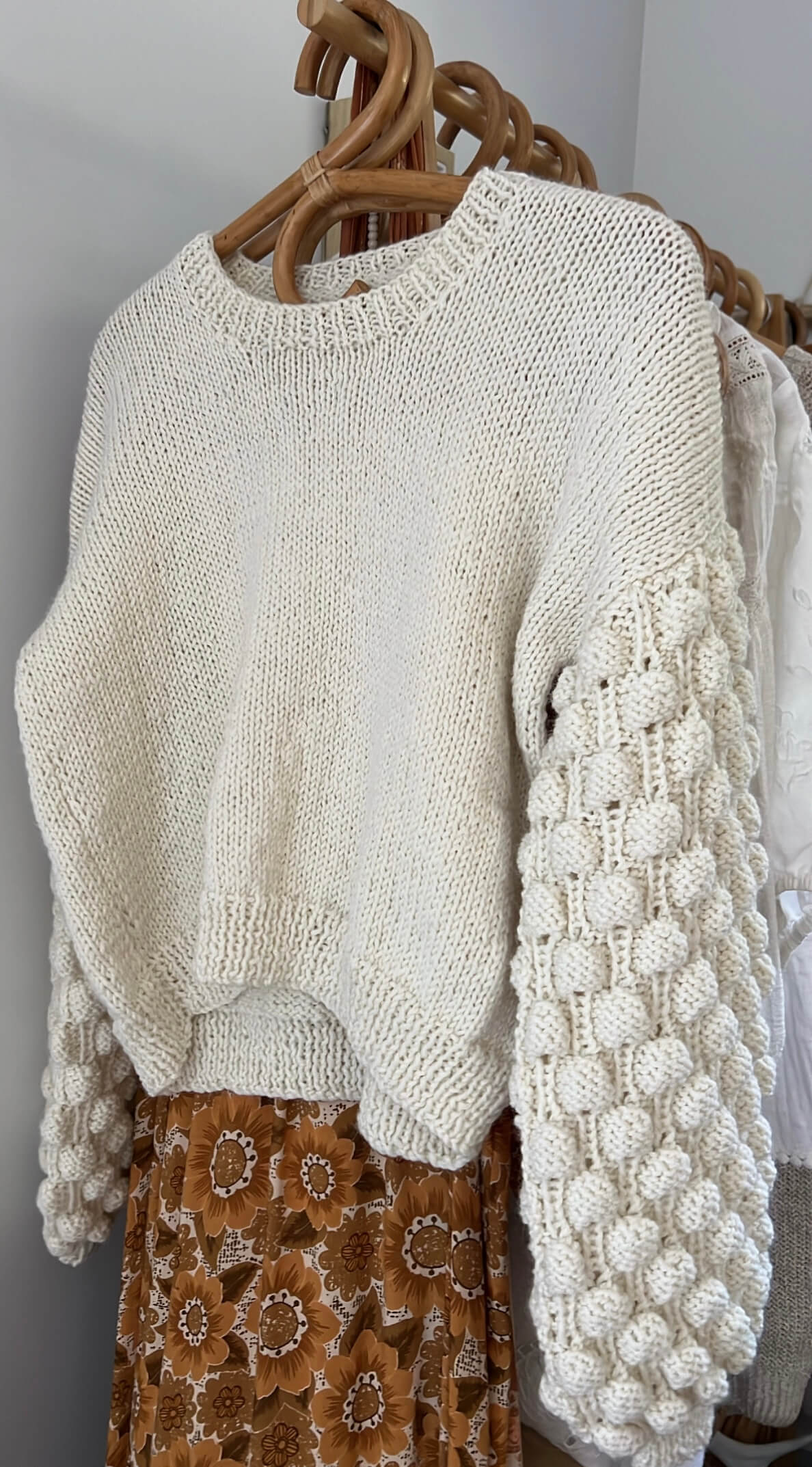 TINY HEARTS // Bobble Sleeve Crew // Cream Wool