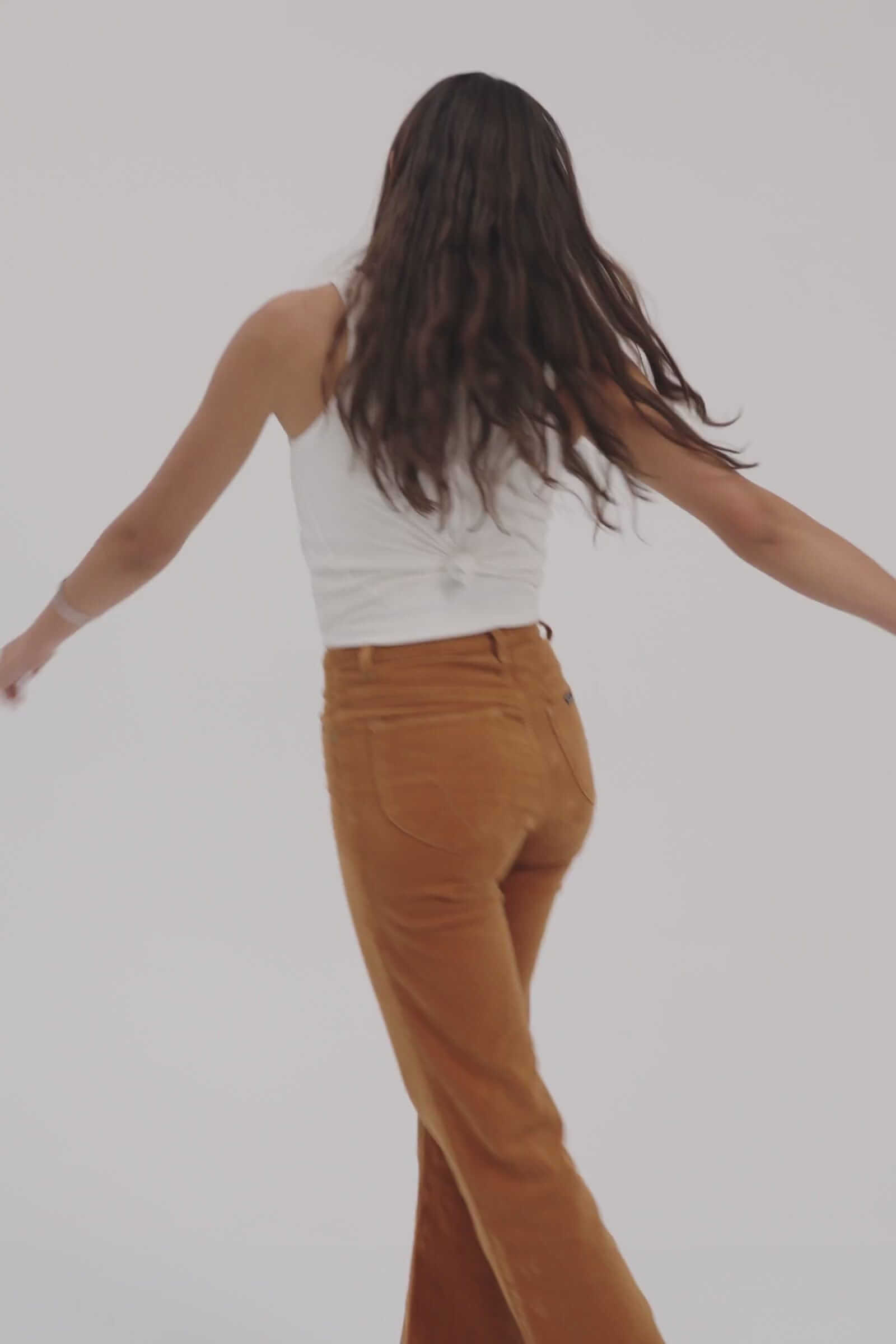 Rolla's Eastcoast // High Rise Flare // Caramel Cord // Size 26 (AUS/NZ 8)