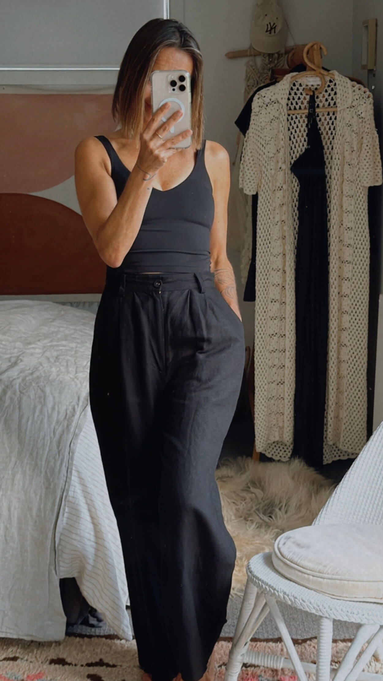 ROLLA'S // Chloe Pleat Linen Pants // Black // Size 8