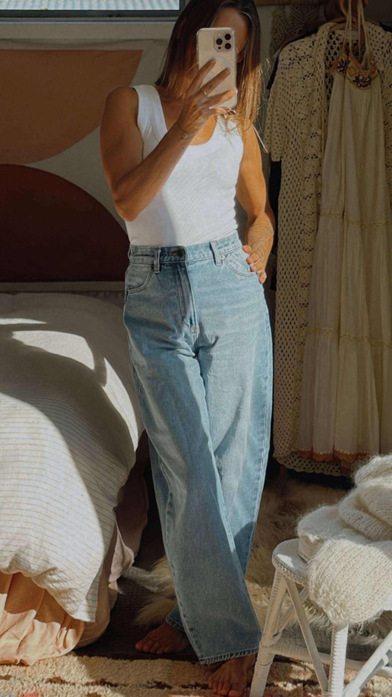 ROLLA'S // Gigi Barrel Jean // Brad Blue