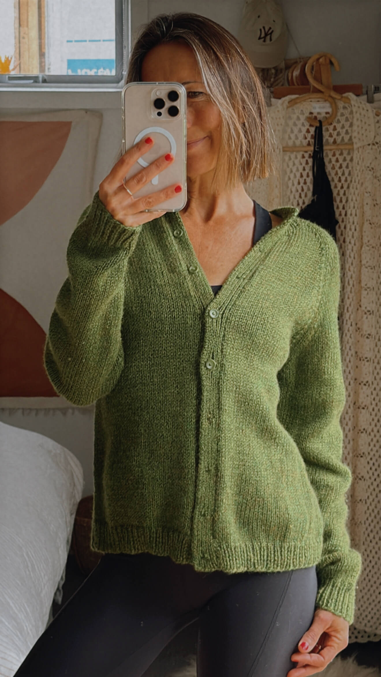 Hand-knitted Swamp Green Cardi // S/M