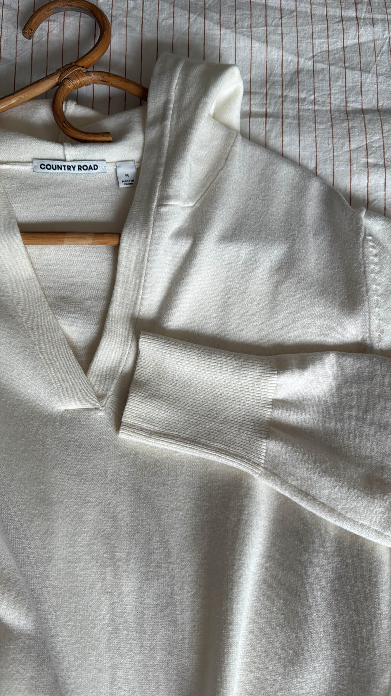 COUNTRY ROAD // Sweatshirt Dress // Cream // Medium
