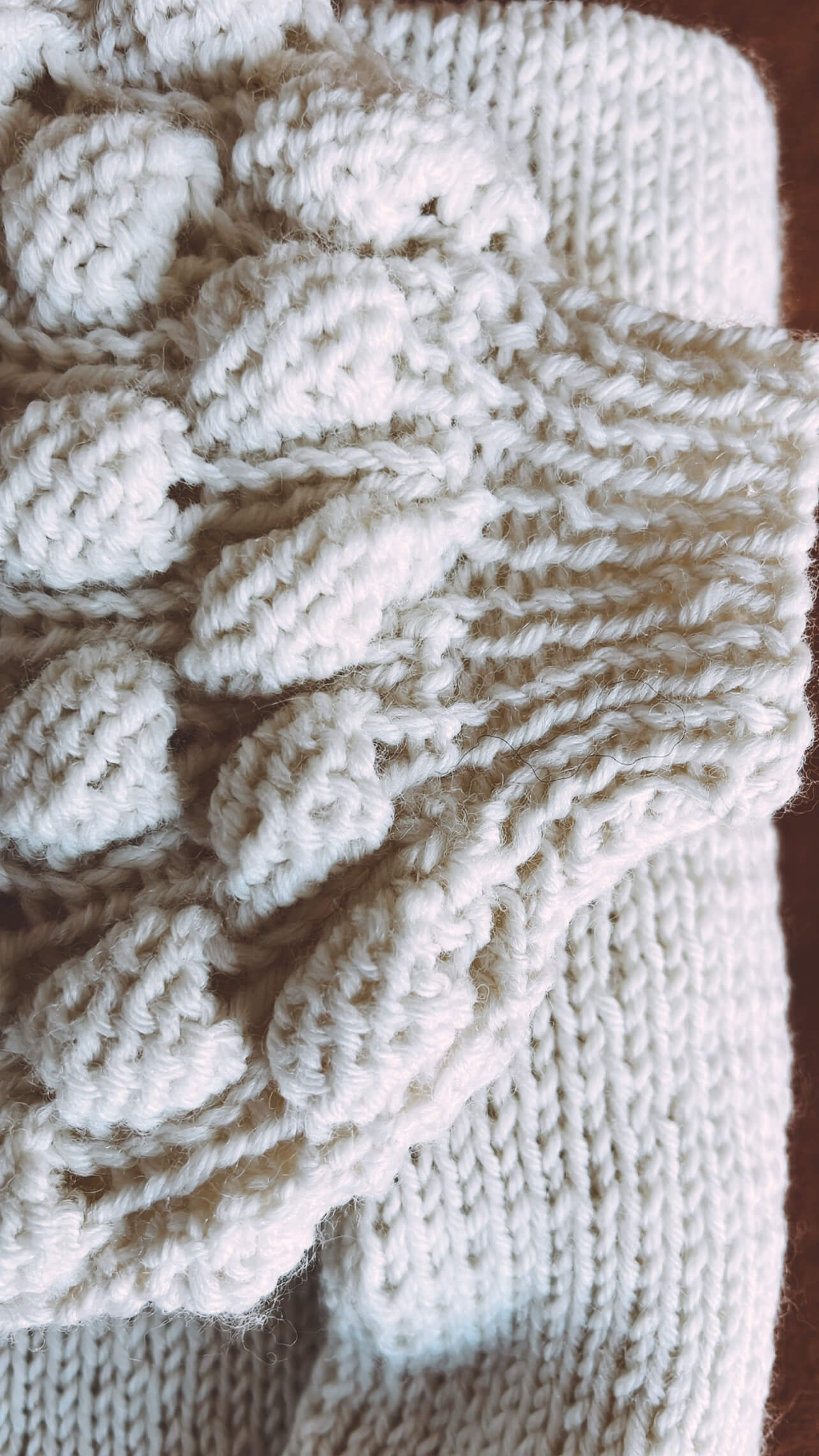 TINY HEARTS // Bobble Sleeve Crew // Cream Wool