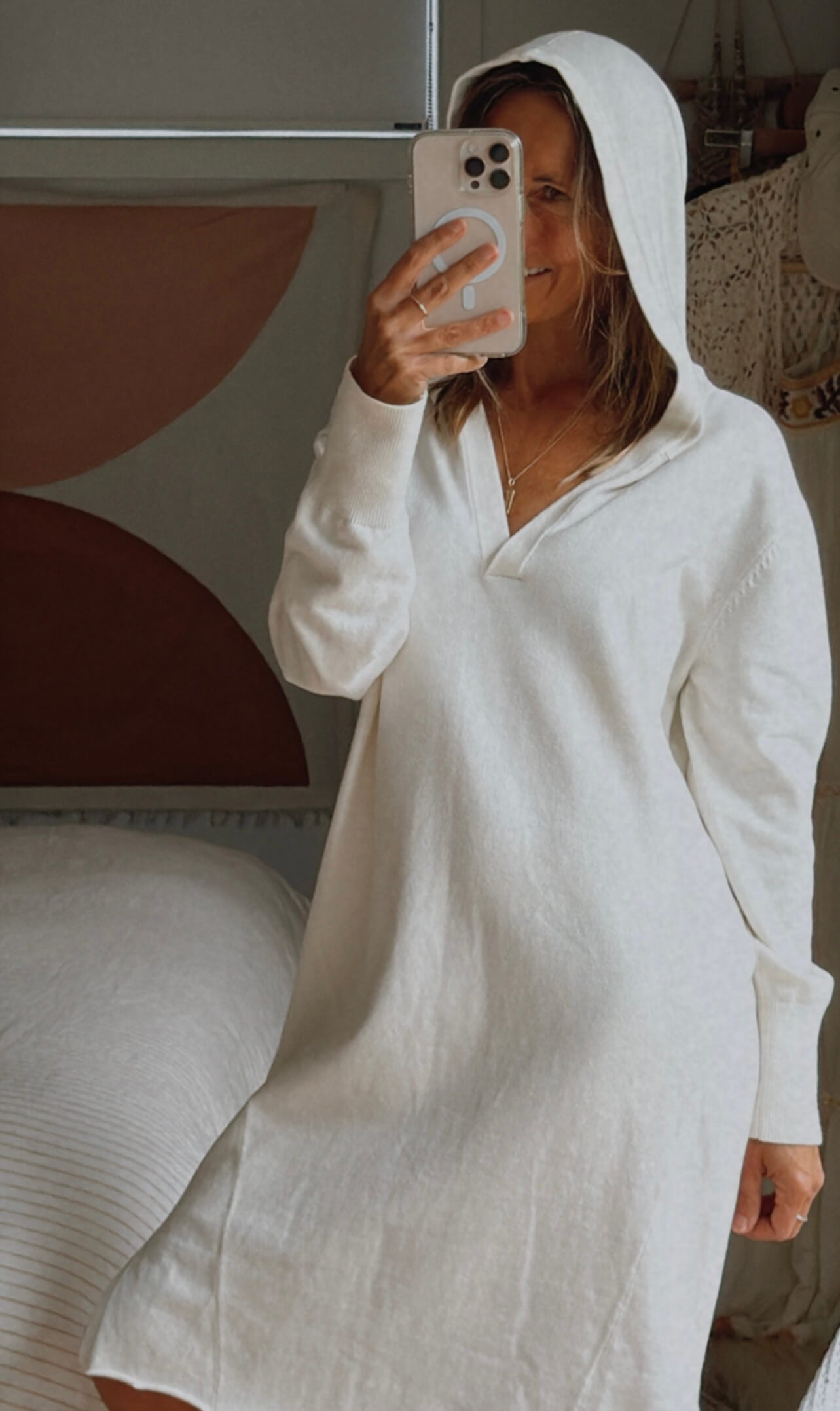 COUNTRY ROAD // Sweatshirt Dress // Cream // Medium