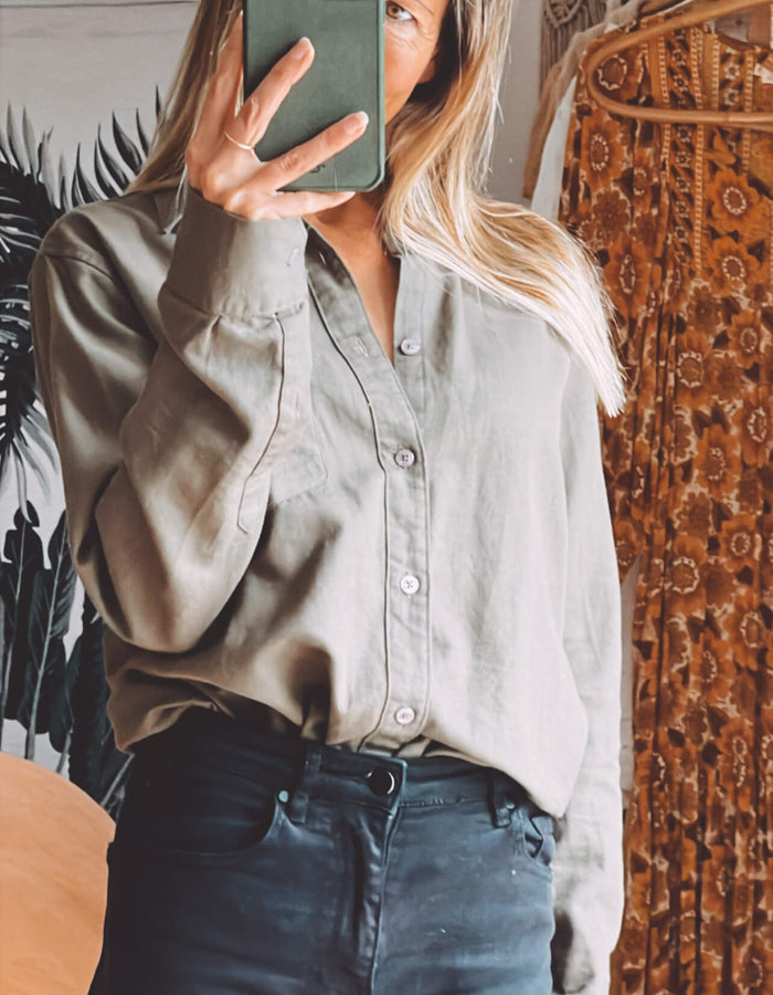 GANT // Khaki Green Shirt // Medium