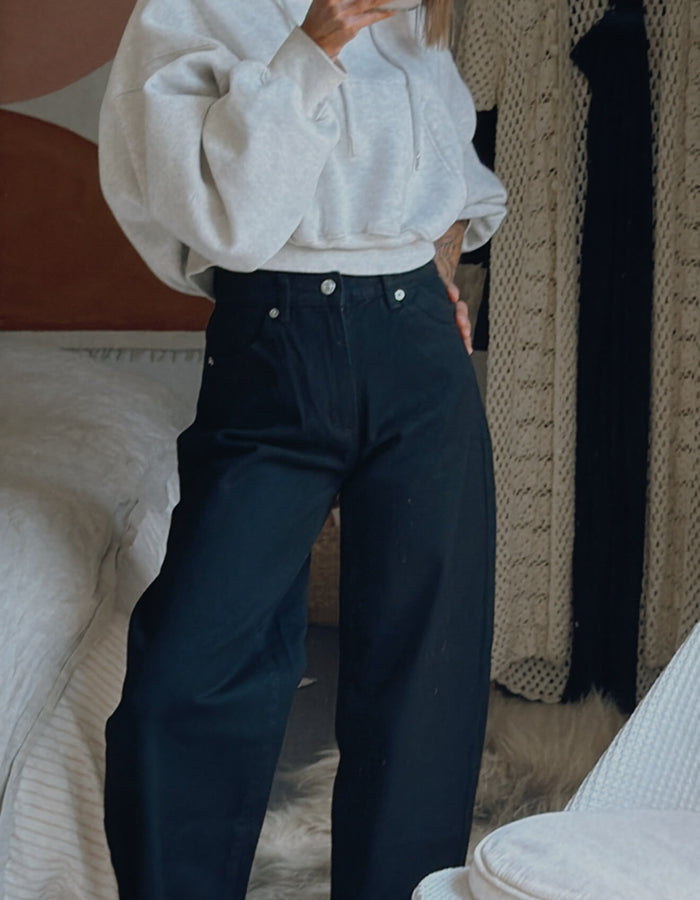 ROLLA'S // Gigi Barrel Jean // Forever Black
