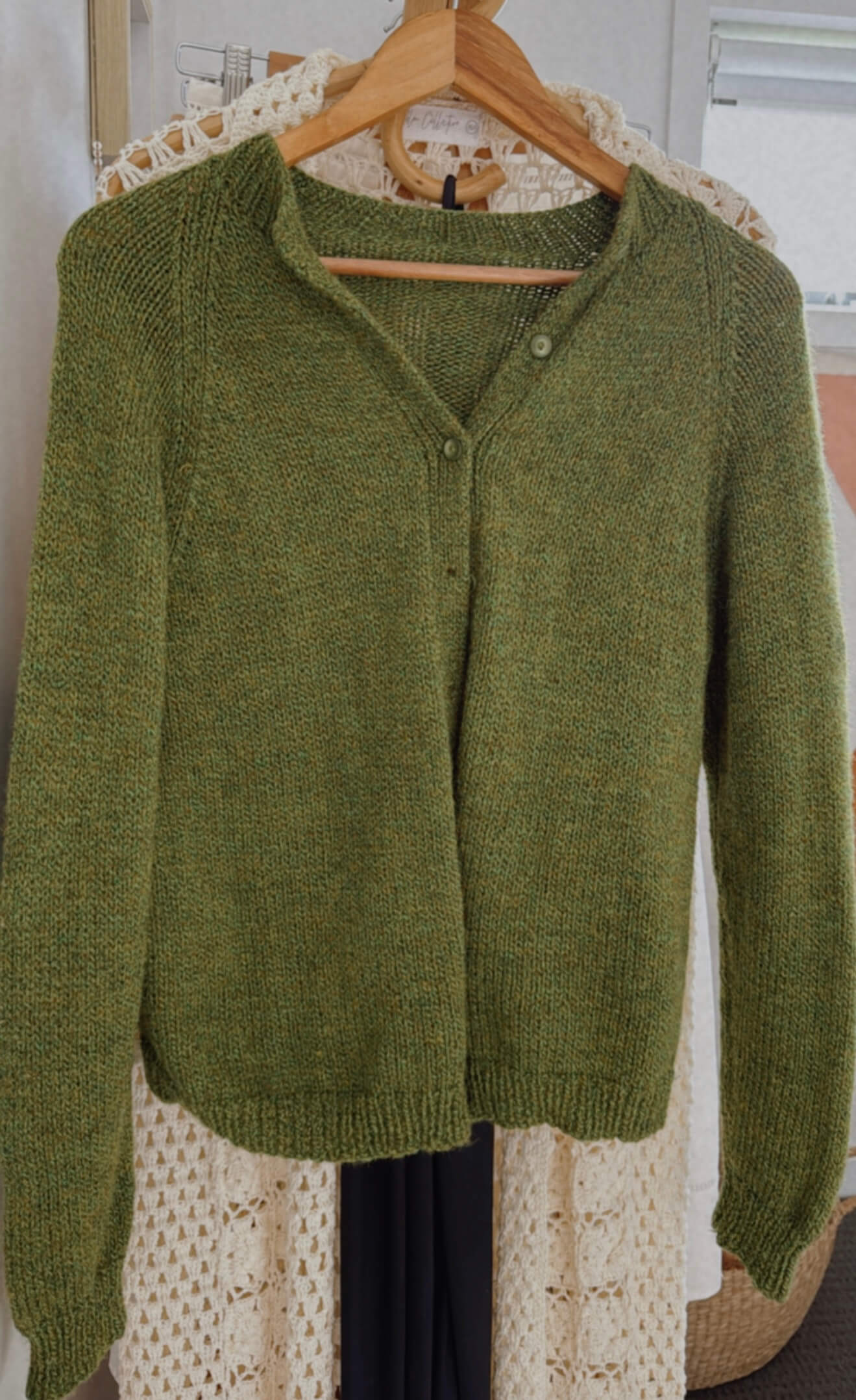 Hand-knitted Swamp Green Cardi // S/M