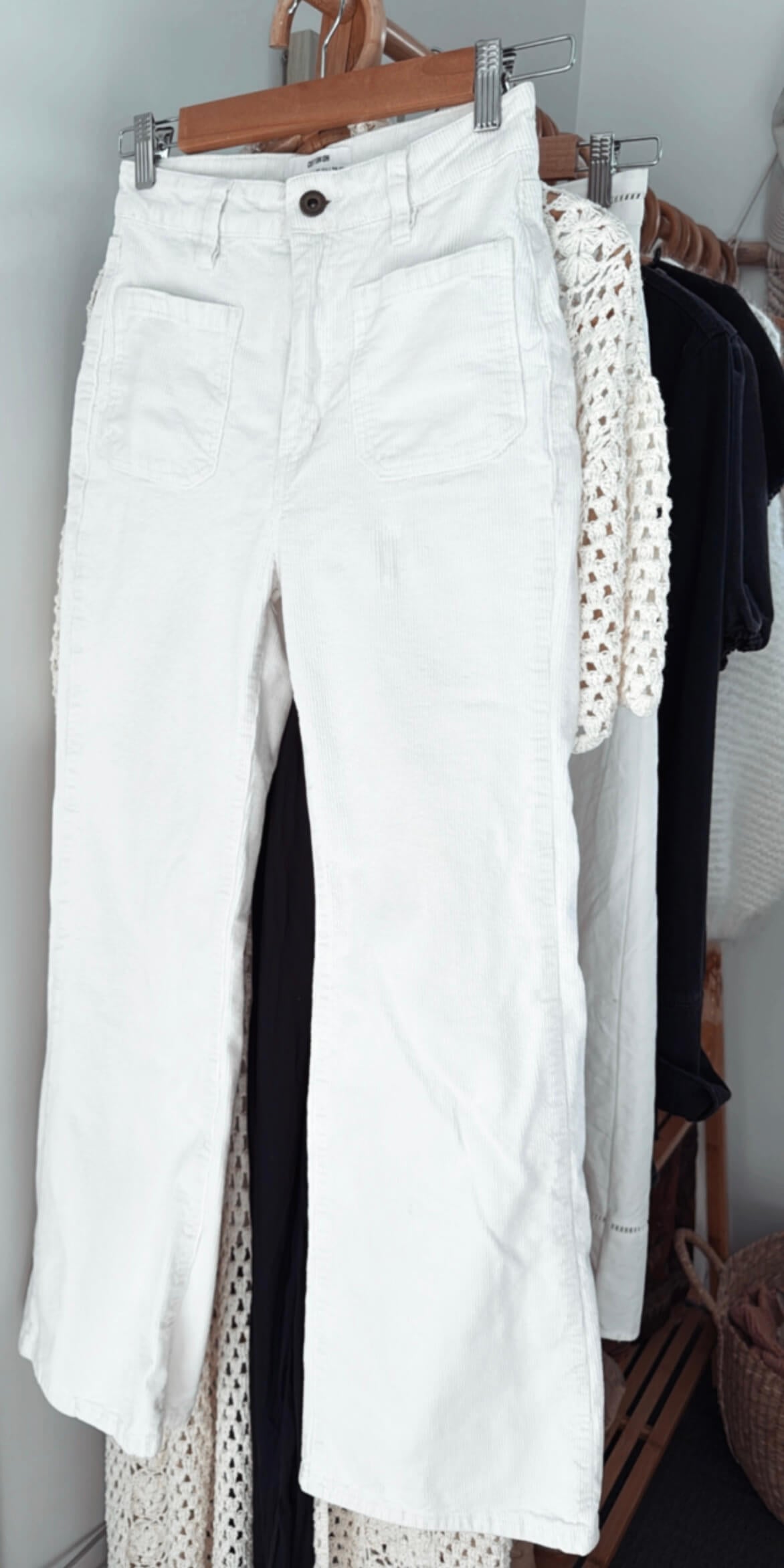 COTTON ON // White Cord Flare Jeans // Size 8
