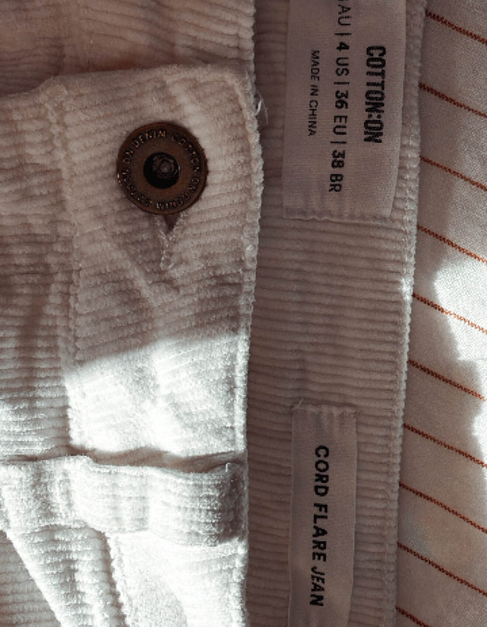 COTTON ON // White Cord Flare Jeans // Size 8