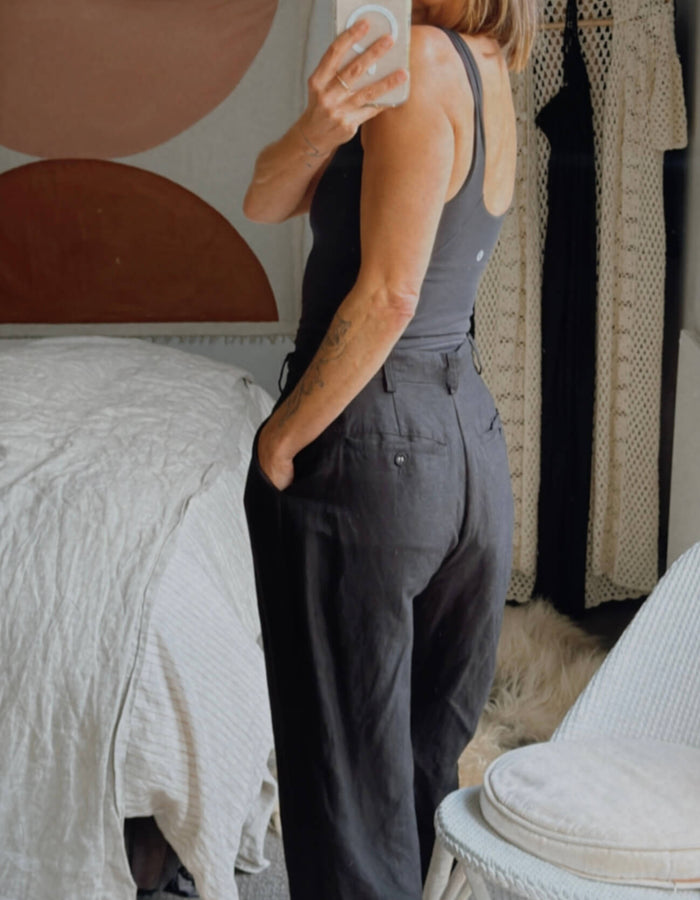 ROLLA'S // Chloe Pleat Linen Pants // Black // Size 8