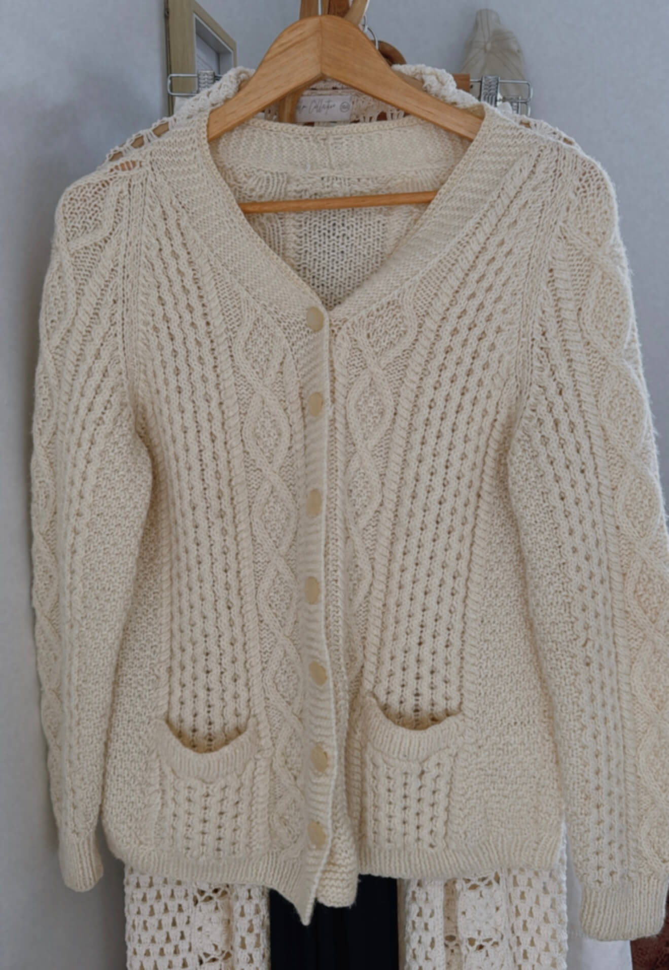 Hand-knitted Arran Cardi // S/M
