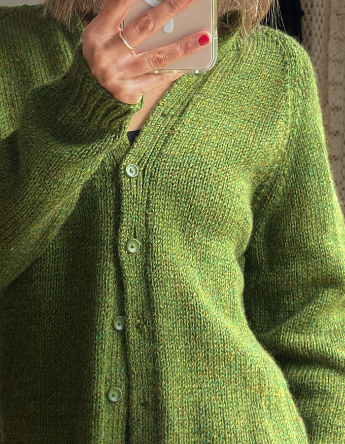 Hand-knitted Swamp Green Cardi // S/M