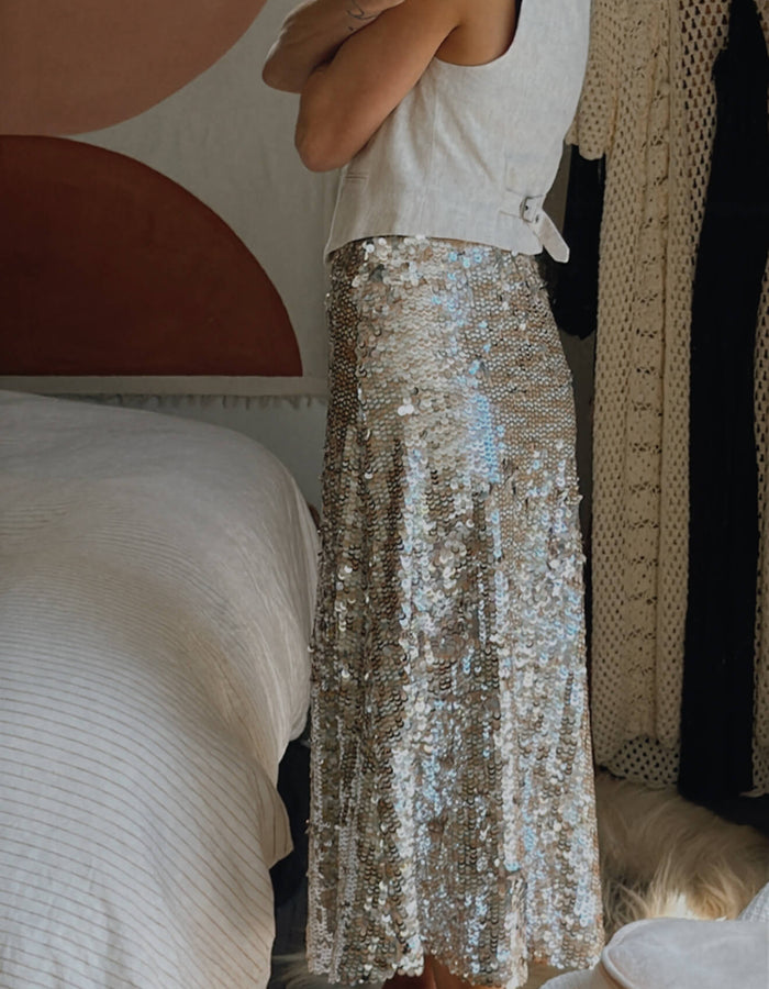 SEED HERITAGE // Sequinned Skirt // Silver/Nude // Size 6
