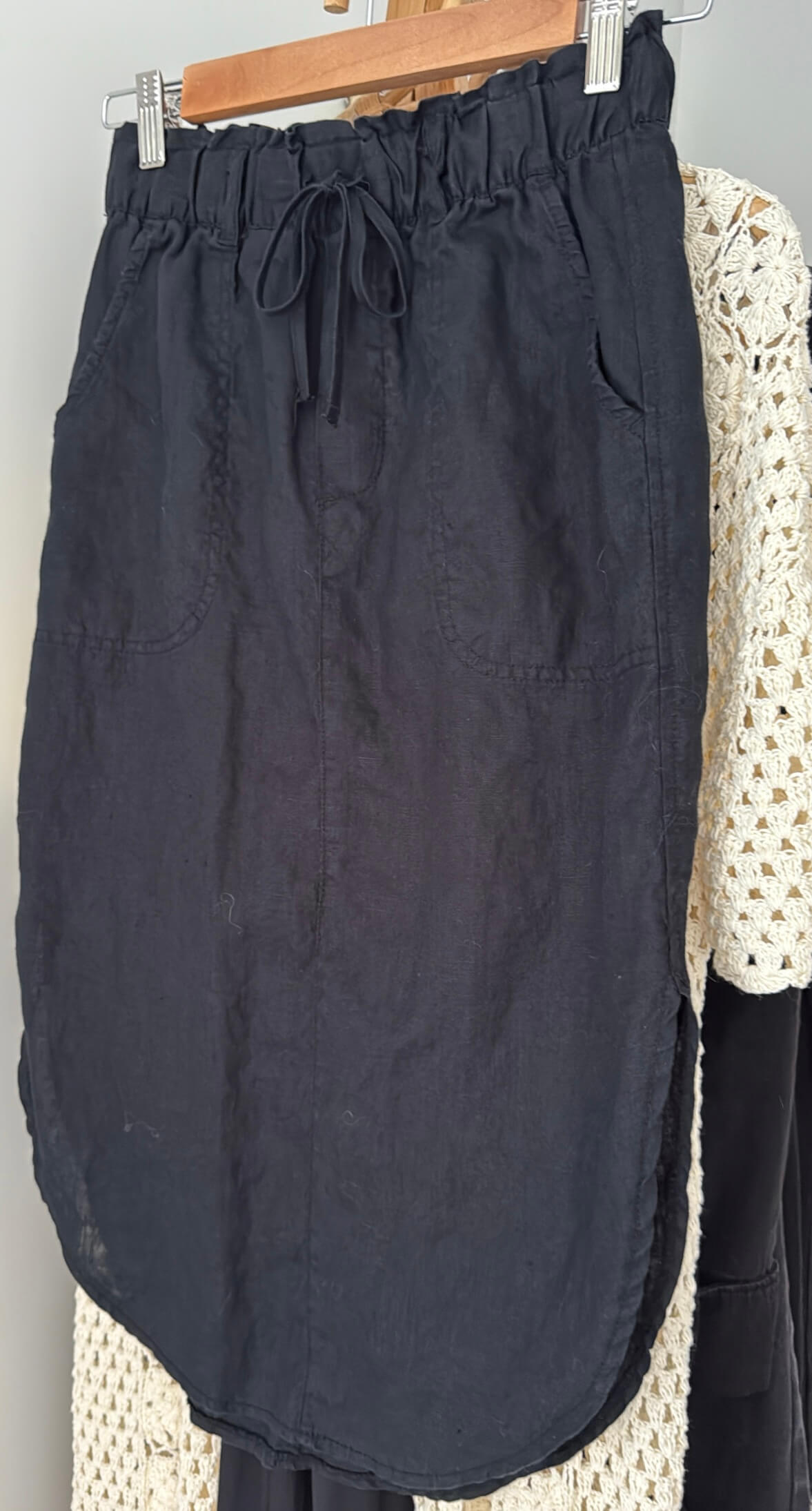 JUST JEANS // Linen Midi Skirt // Black // Small