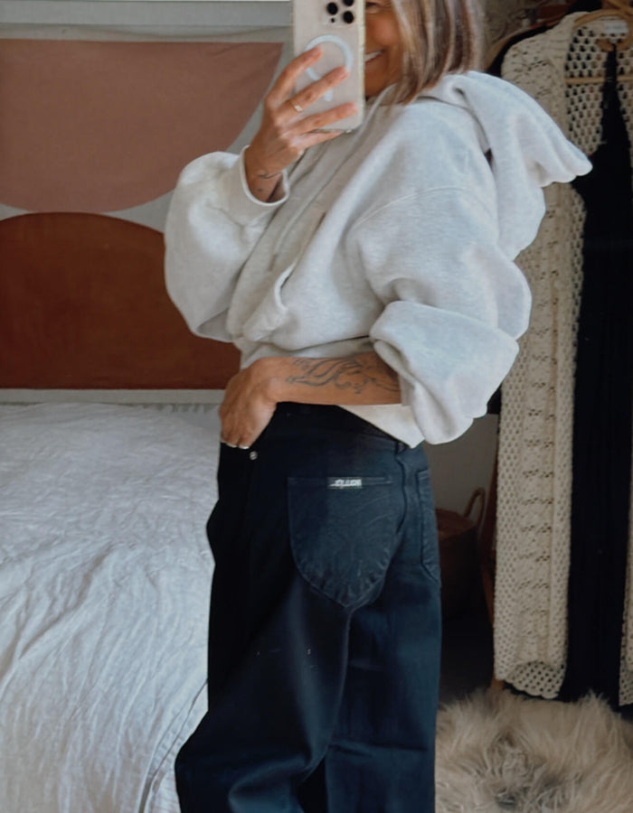 ROLLA'S // Gigi Barrel Jean // Forever Black