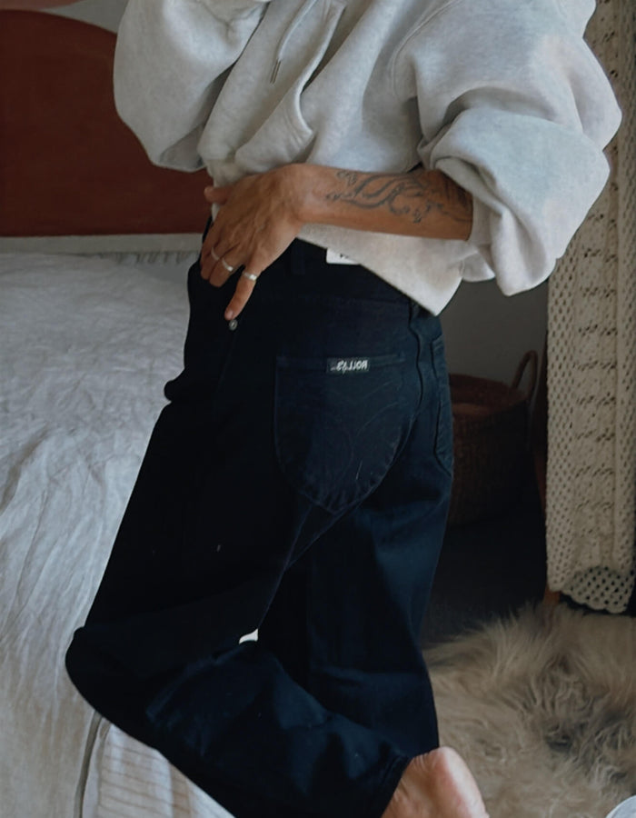 ROLLA'S // Gigi Barrel Jean // Forever Black