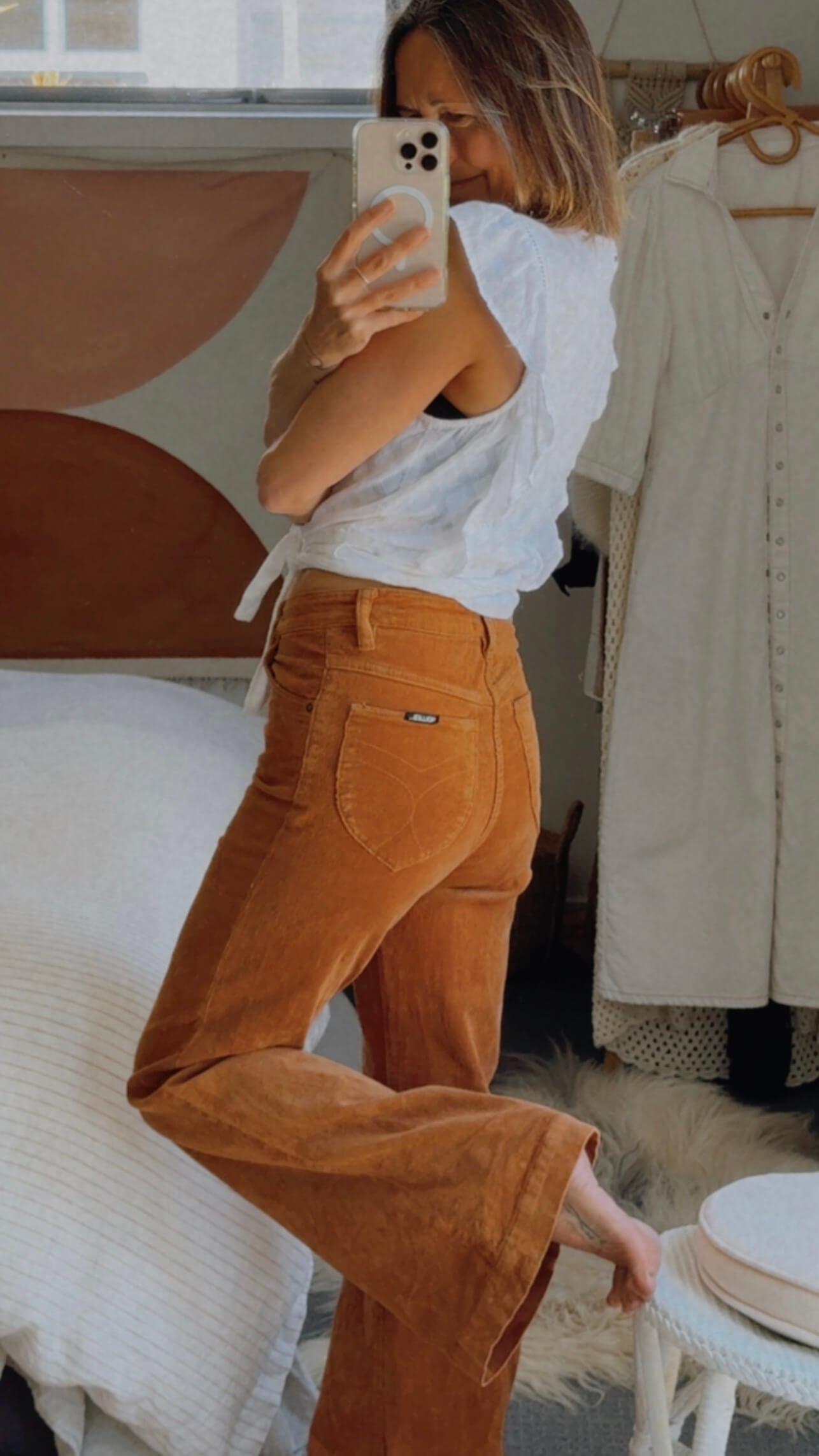 Rolla's Eastcoast // High Rise Flare // Caramel Cord // Size 26 (AUS/NZ 8)