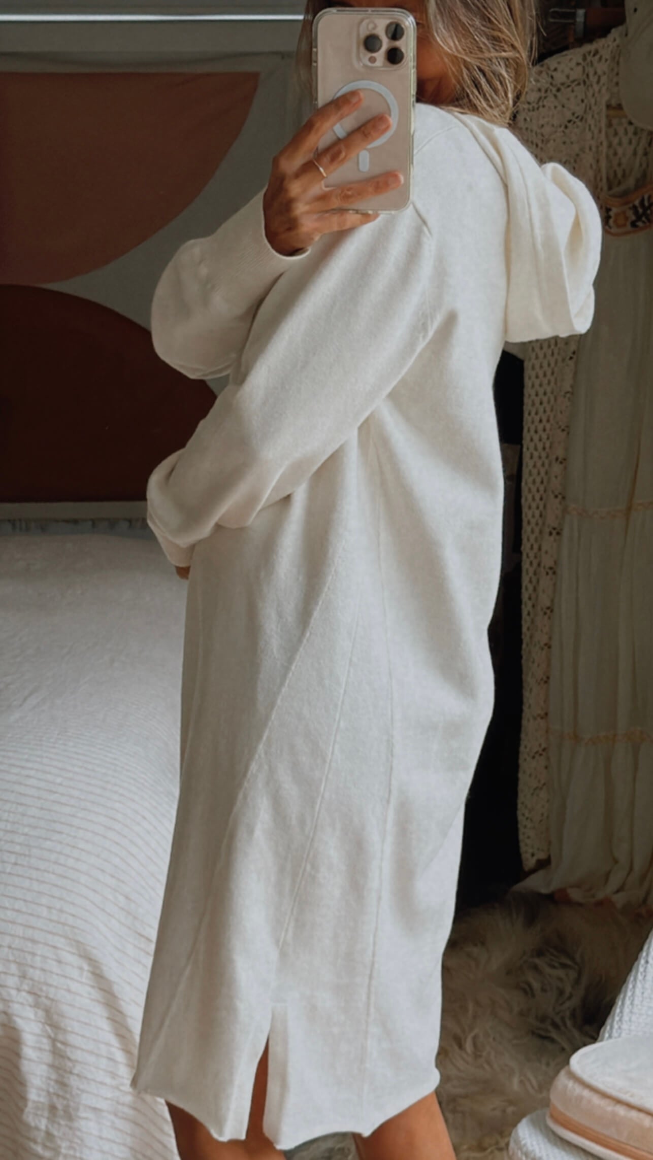 COUNTRY ROAD // Sweatshirt Dress // Cream // Medium