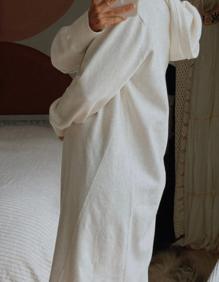 COUNTRY ROAD // Sweatshirt Dress // Cream // Medium