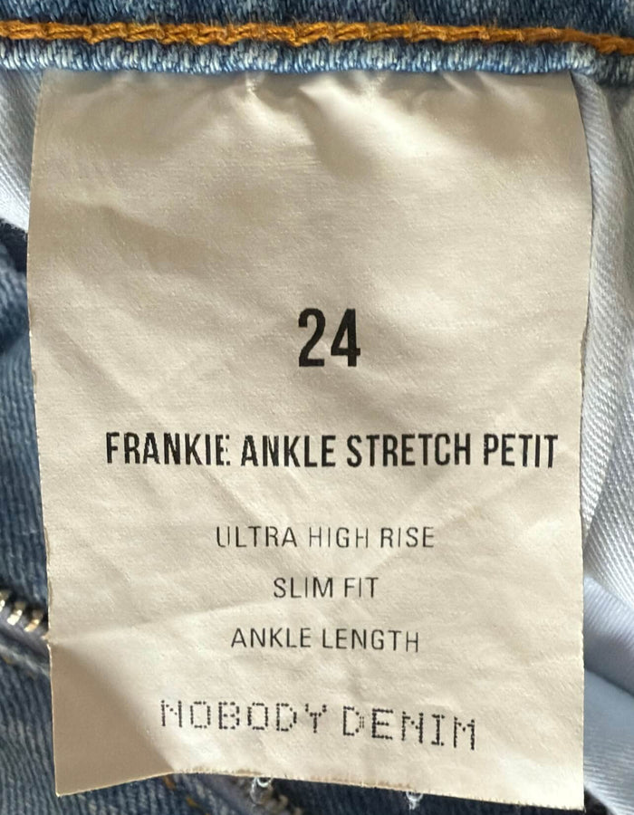 NOBODY DENIM // Frankie Ankle Stretch Petit Soulmate Jeans // Faded Blue // EUR 24