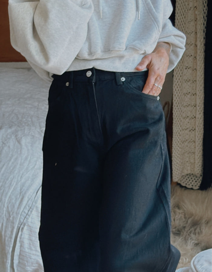 ROLLA'S // Gigi Barrel Jean // Forever Black
