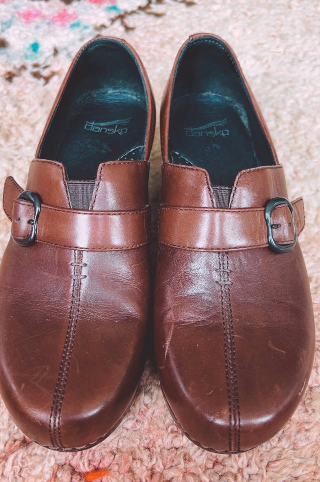 DANSKO // Tamara Burnished Berry // Leather Clogs // EUR 39