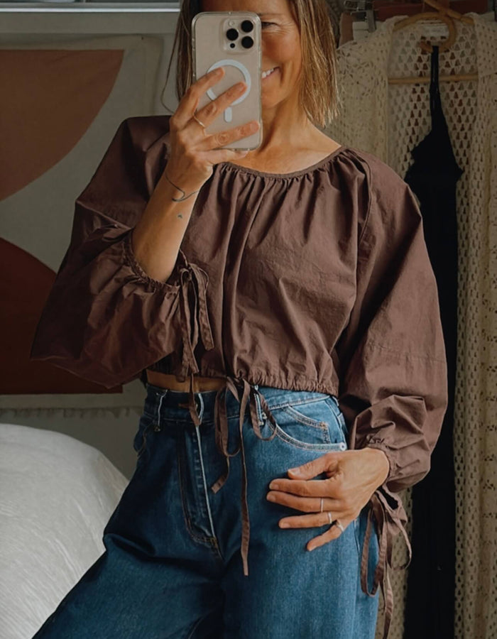 IDAĒ // Balloon Blouse // Chocolate // Size 8