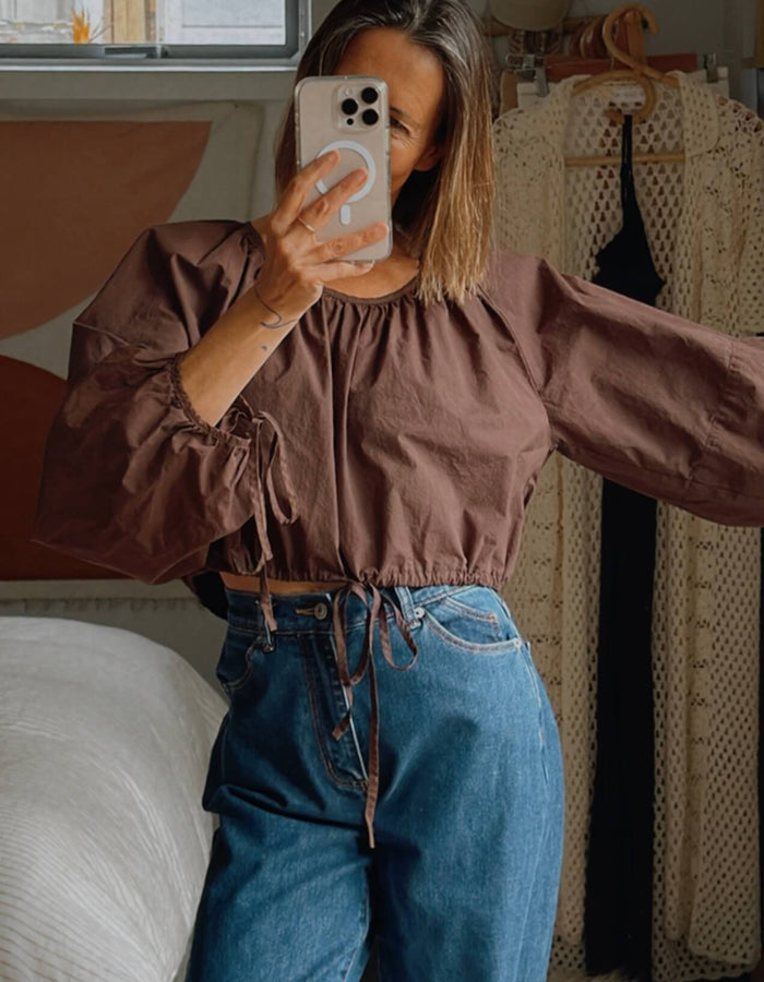 IDAĒ // Balloon Blouse // Chocolate // Size 8