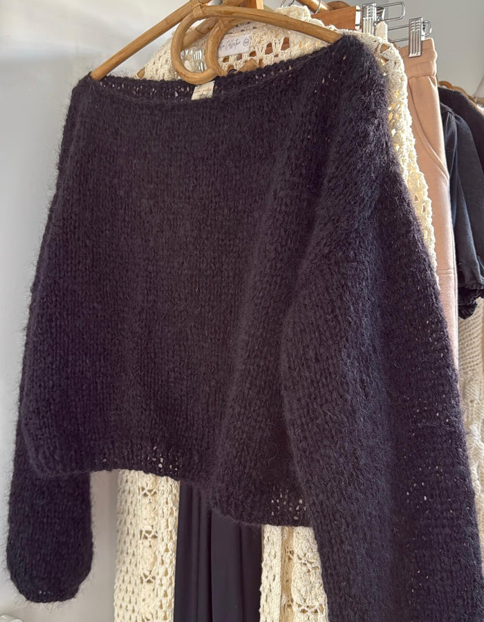 WORN + WILDER // The Cropped Boatneck // Black