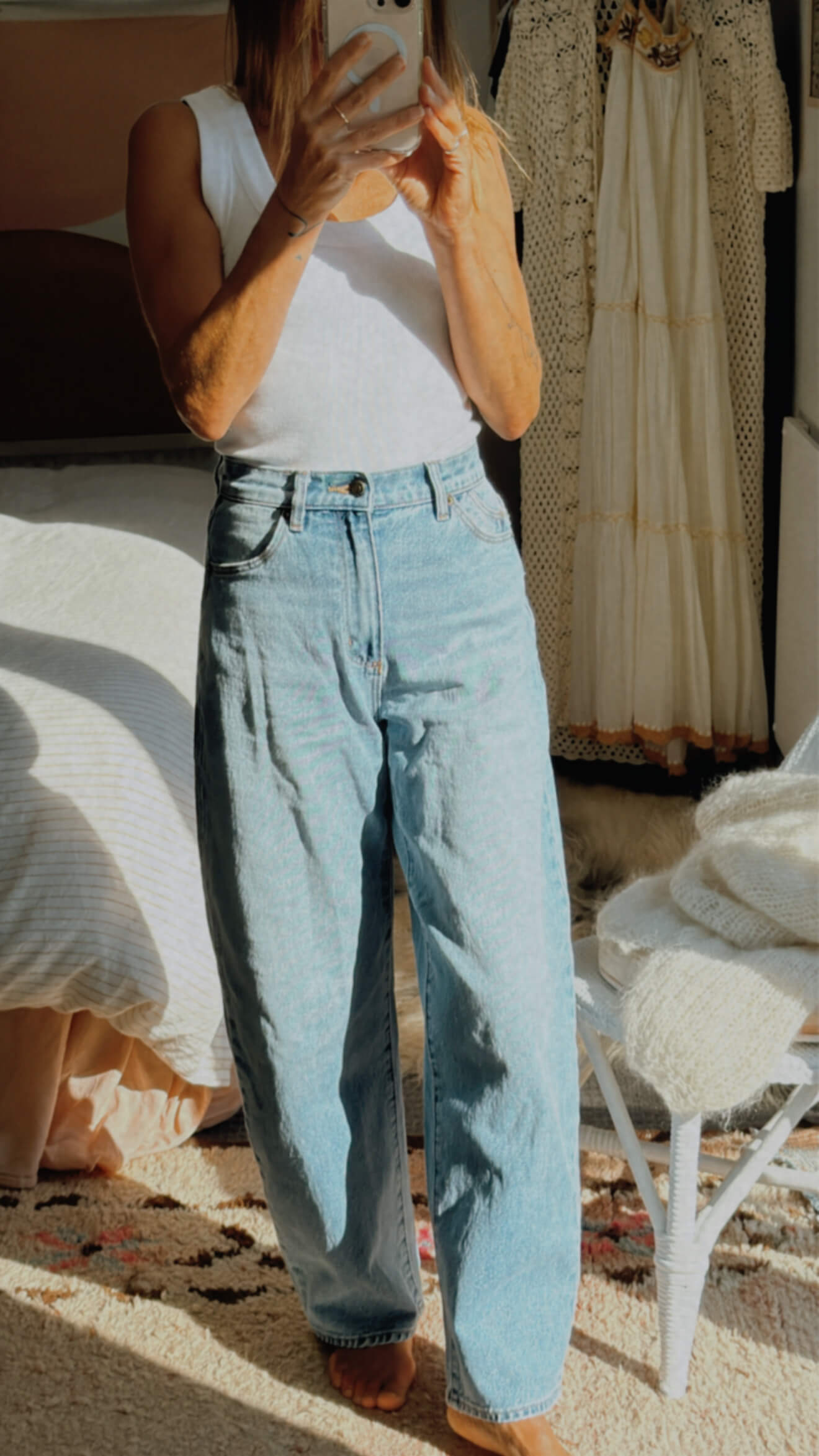ROLLA'S // Gigi Barrel Jean // Brad Blue