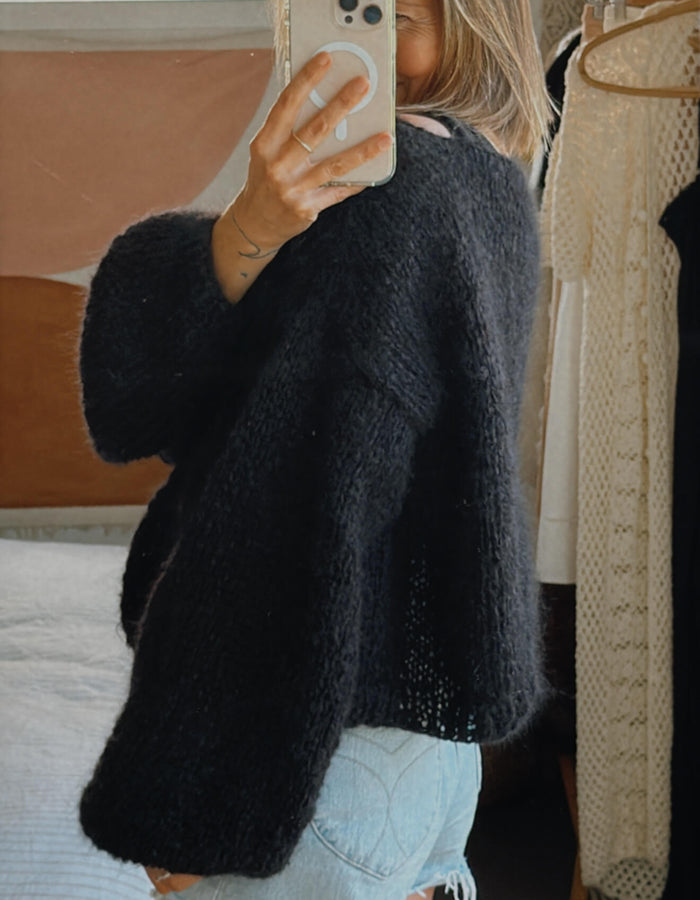 WORN + WILDER // The Cropped Boatneck // Black