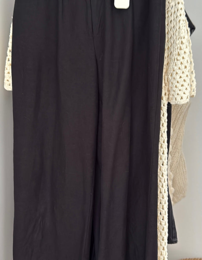 ROLLA'S // Chloe Pleat Linen Pants // Black // Size 8
