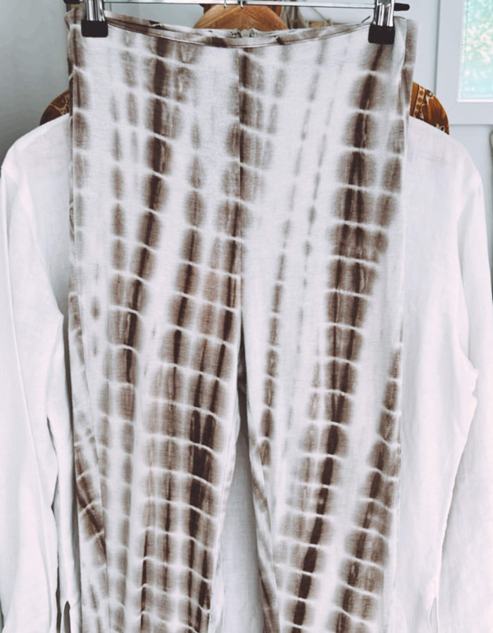 TIGER MIST // Tie-Dye Flares // XXS