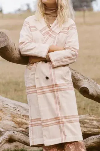 SPELL & THE GYPSY COLLECTIVE // Basecamp Trench Coat // Musk // XS