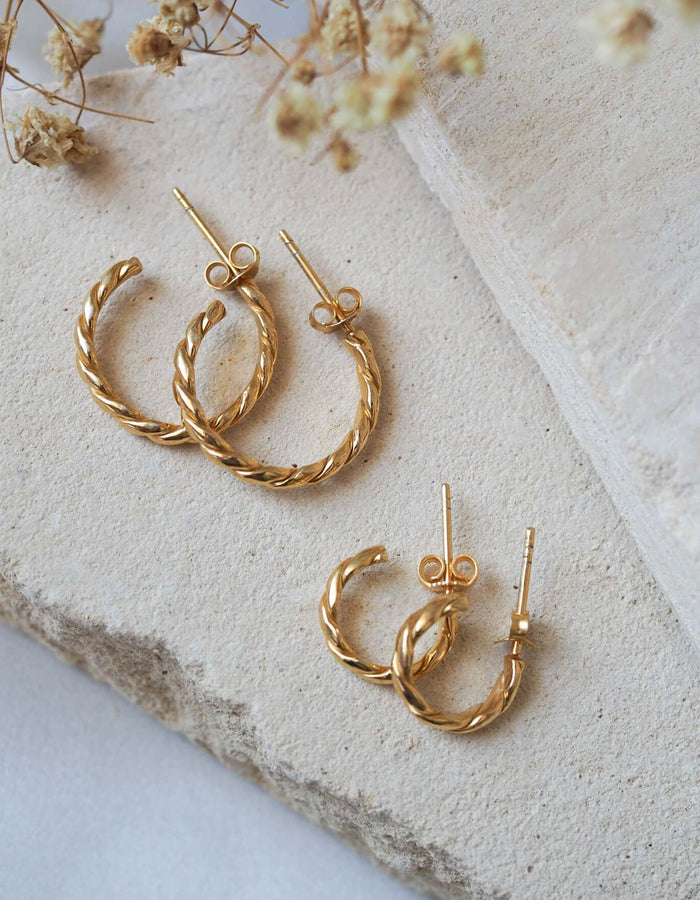 LUNA + ROSE // The Hudson Twisted Hoops // 18 kt Gold