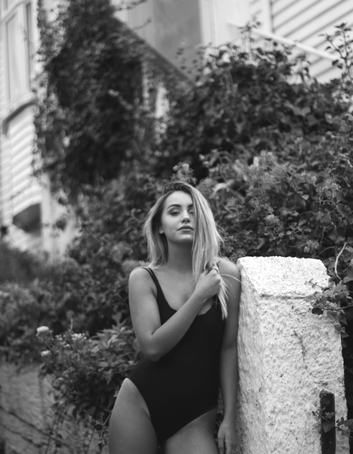 Tracey One Piece - Black