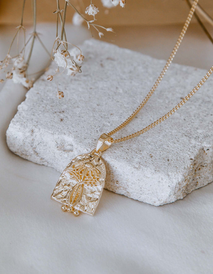 ARNHEM x LUNA + ROSE // 'Here Comes The Sun' // Pendant Necklace // Gold