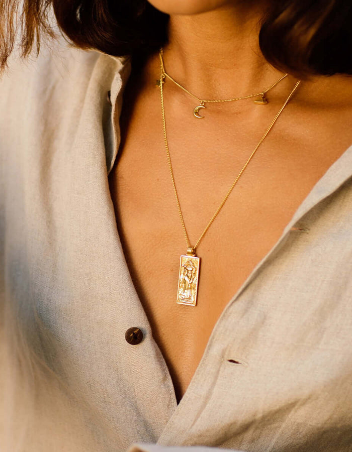 LUNA + ROSE // Freyja Goddess Of Love // Pendant Necklace // Gold