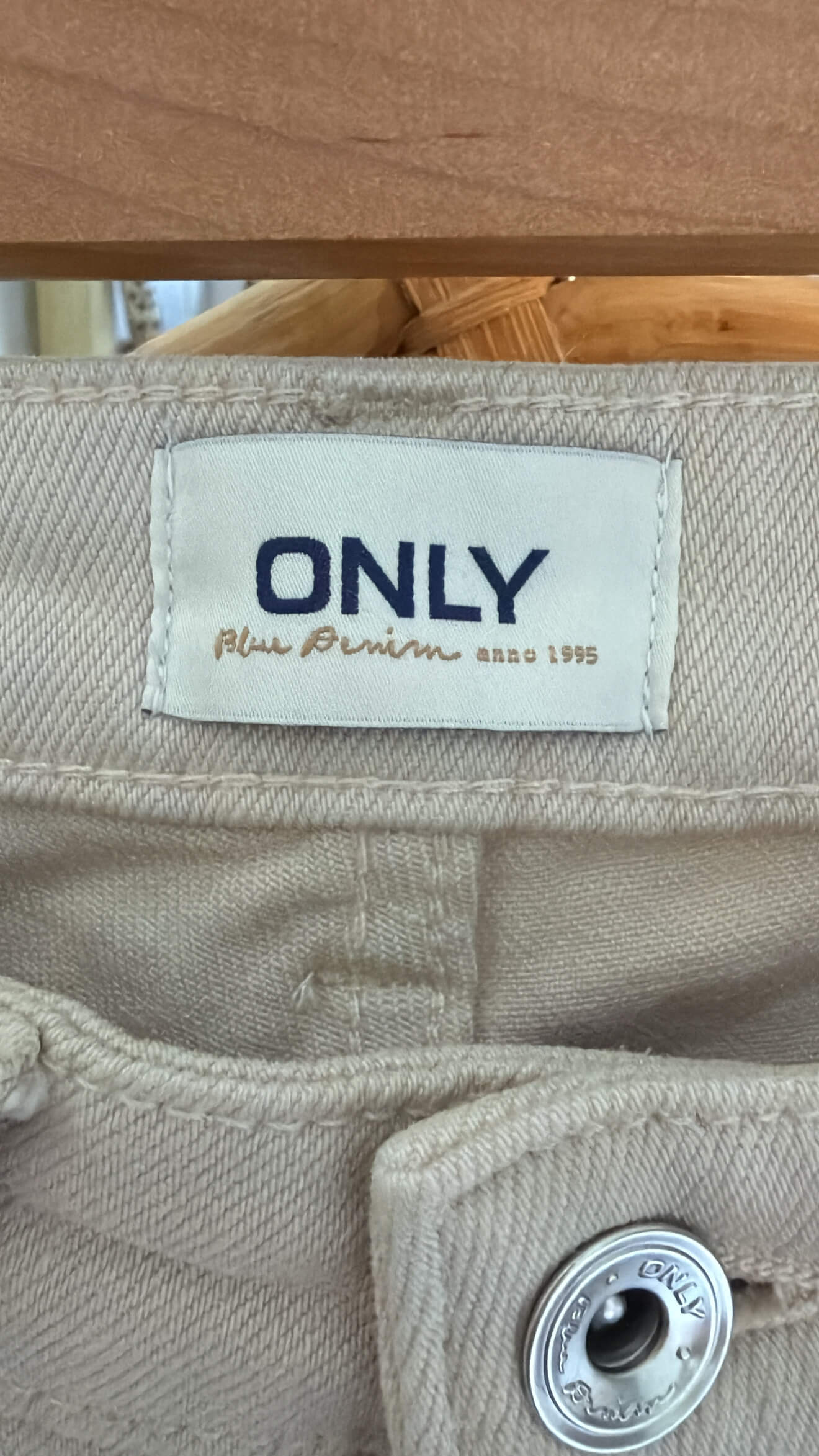 ONLY // ONLJUICY Wide Leg Jeans // Ecru // US 27/NZ 8
