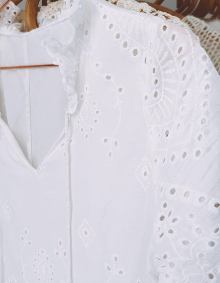 White Cotton Broderie Anglaise Dress // Small