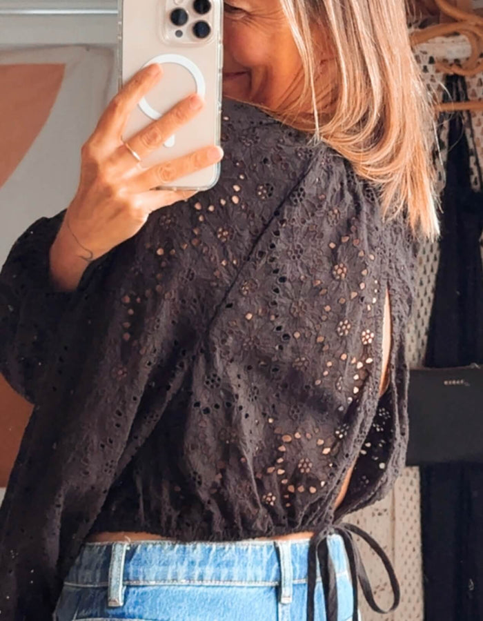 & OTHER STORIES // Broderie Anglaise Balloon Blouse // S/M