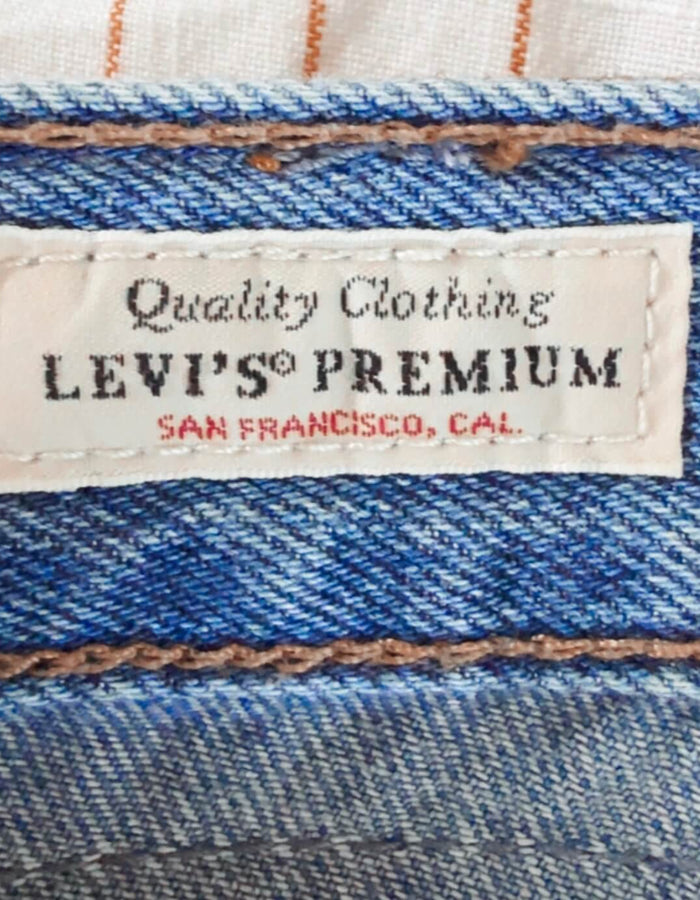 LEVI'S® // Women's XL Straight Jeans // Good Grades // Size 31