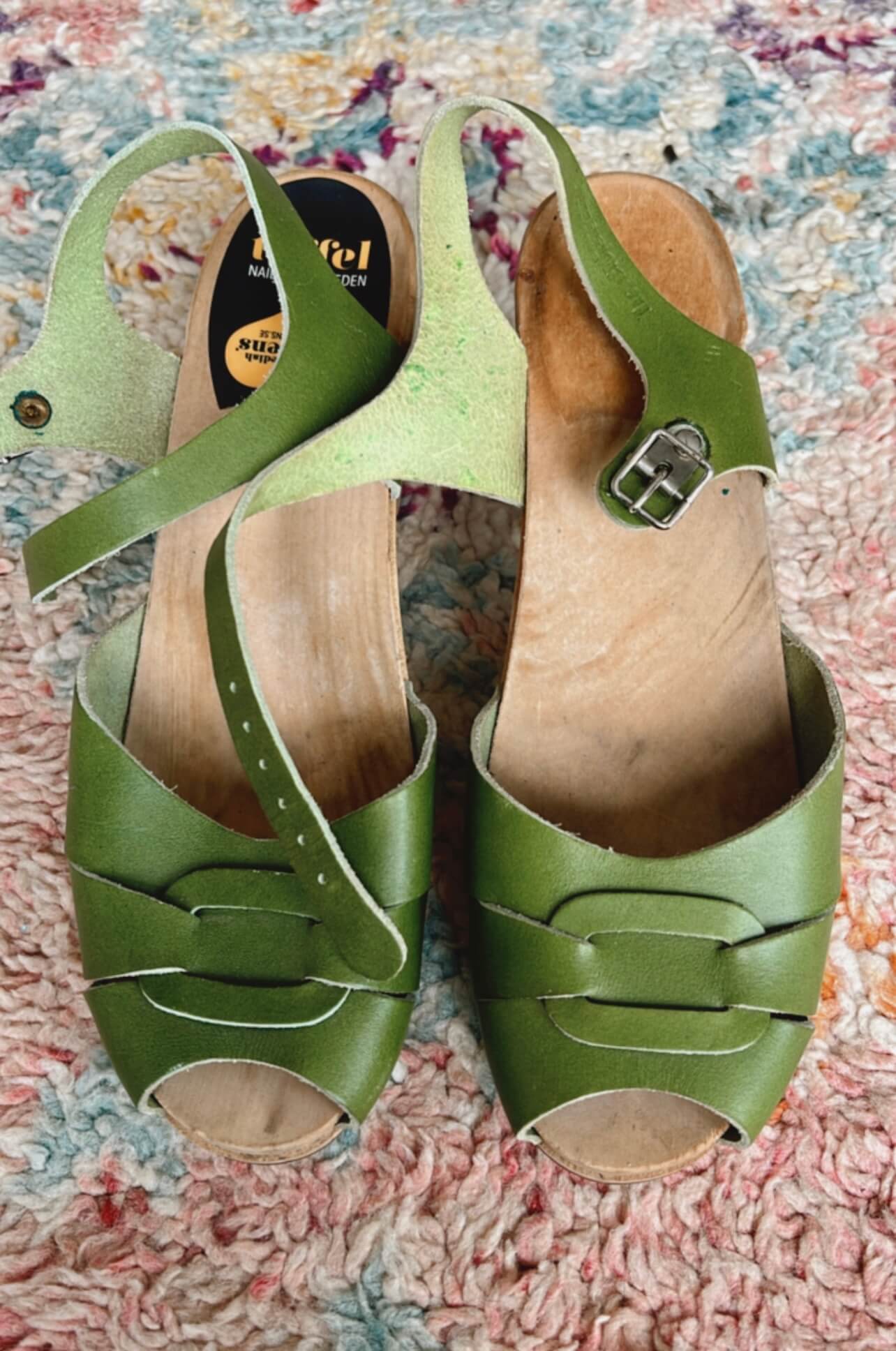 Swedish Hasbeens // Toffel Green Wooden-Heeled Clogs // EUR 41