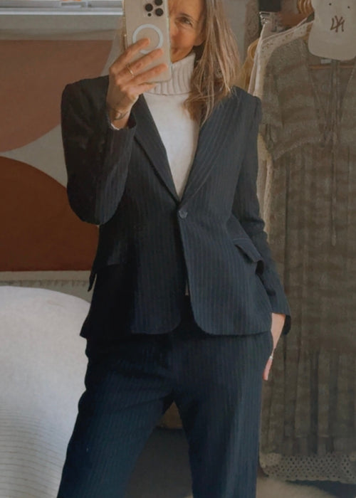 ZARA WOMAN // Navy Pinstriped Suit // Small