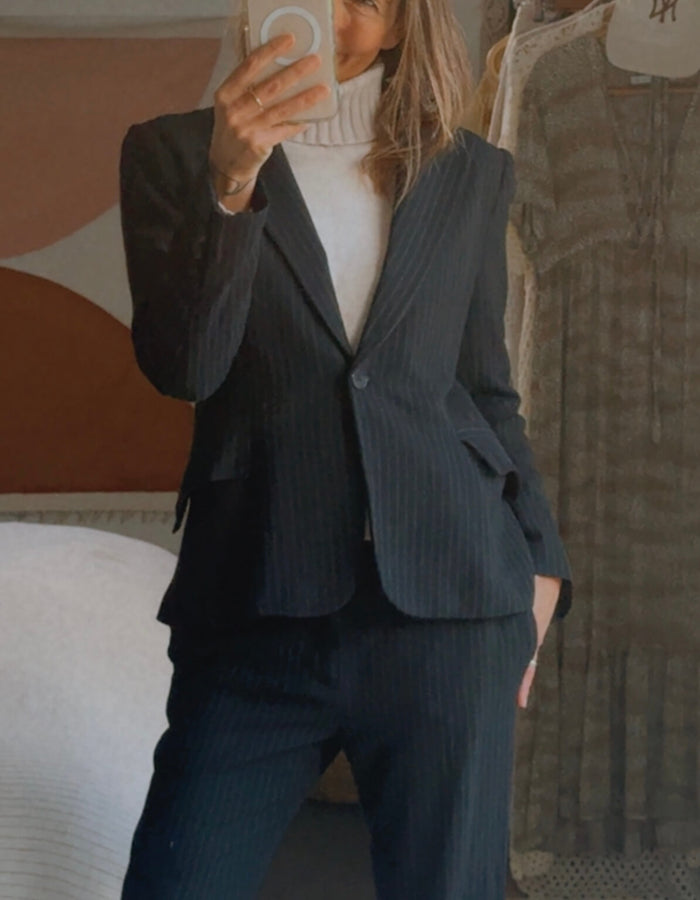 ZARA WOMAN // Navy Pinstriped Suit // Small