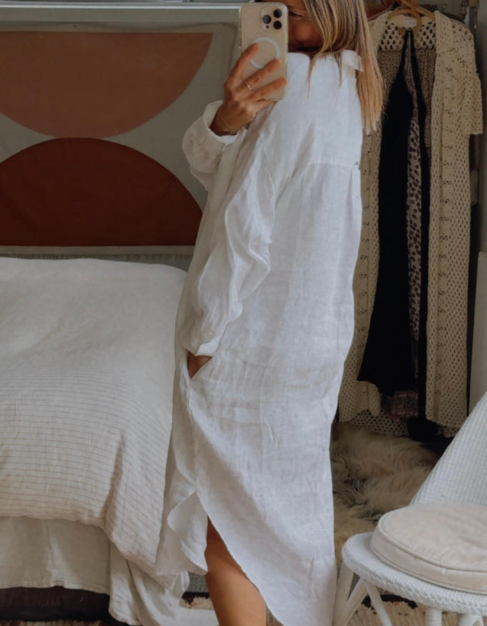 DECJUBA // Linen Shirt Dress // Free Size (AU XL)