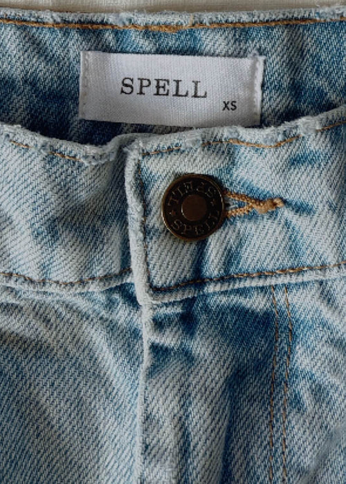 SPELL & THE GYPSY COLLECTIVE // Wide Legged Jeans // Pale Blue // XS