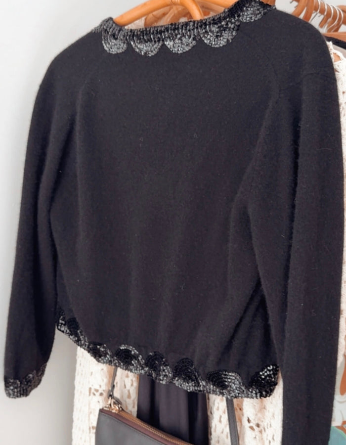 MADEMOISELLE // VINTAGE CROPPED CARDI // ANGORA/LAMBSWOOL // Small (EUR 36)