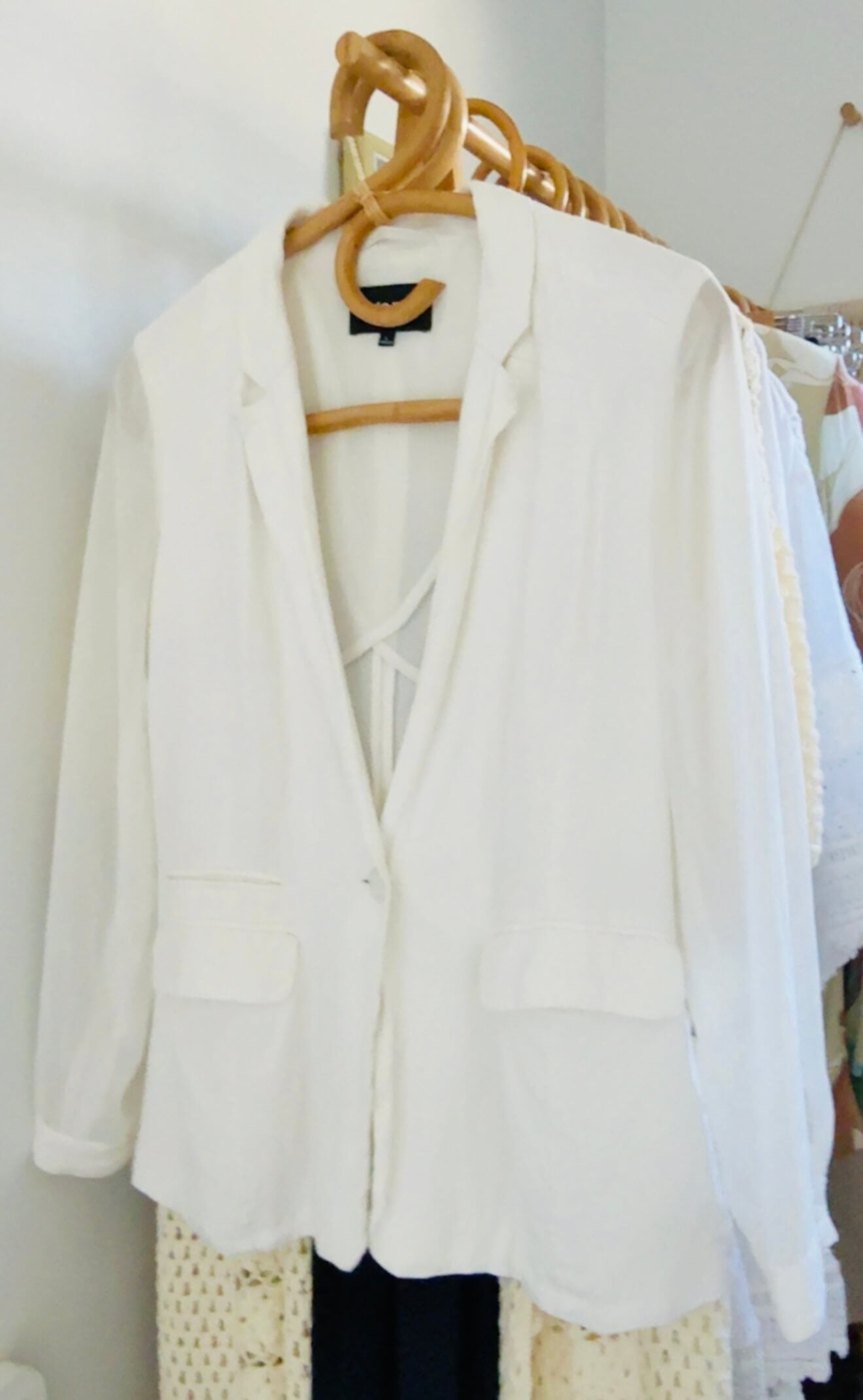 WanLi // White Linen Blazer/Sheer Sleeves // Small